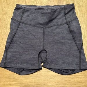 ✨RARE OUTDOOR VOICES YOGA SHORTS✨